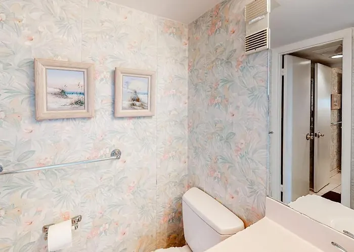 Beachfront With Balcony Ac Pools Gym & Sauna * Ocean City