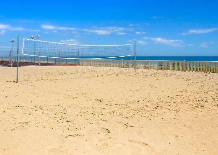 Сasa de vacaciones Beachfront With Balcony Ac Pools Gym & Sauna